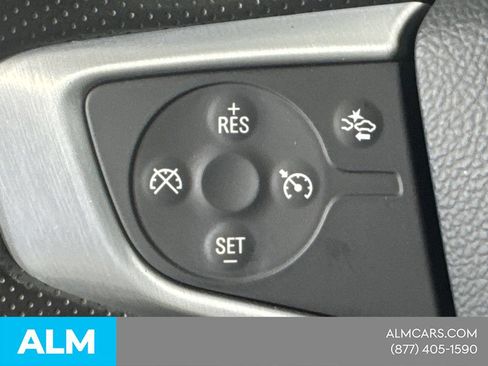Used 2024 GMC Terrain SLE AWD/4WD image 27