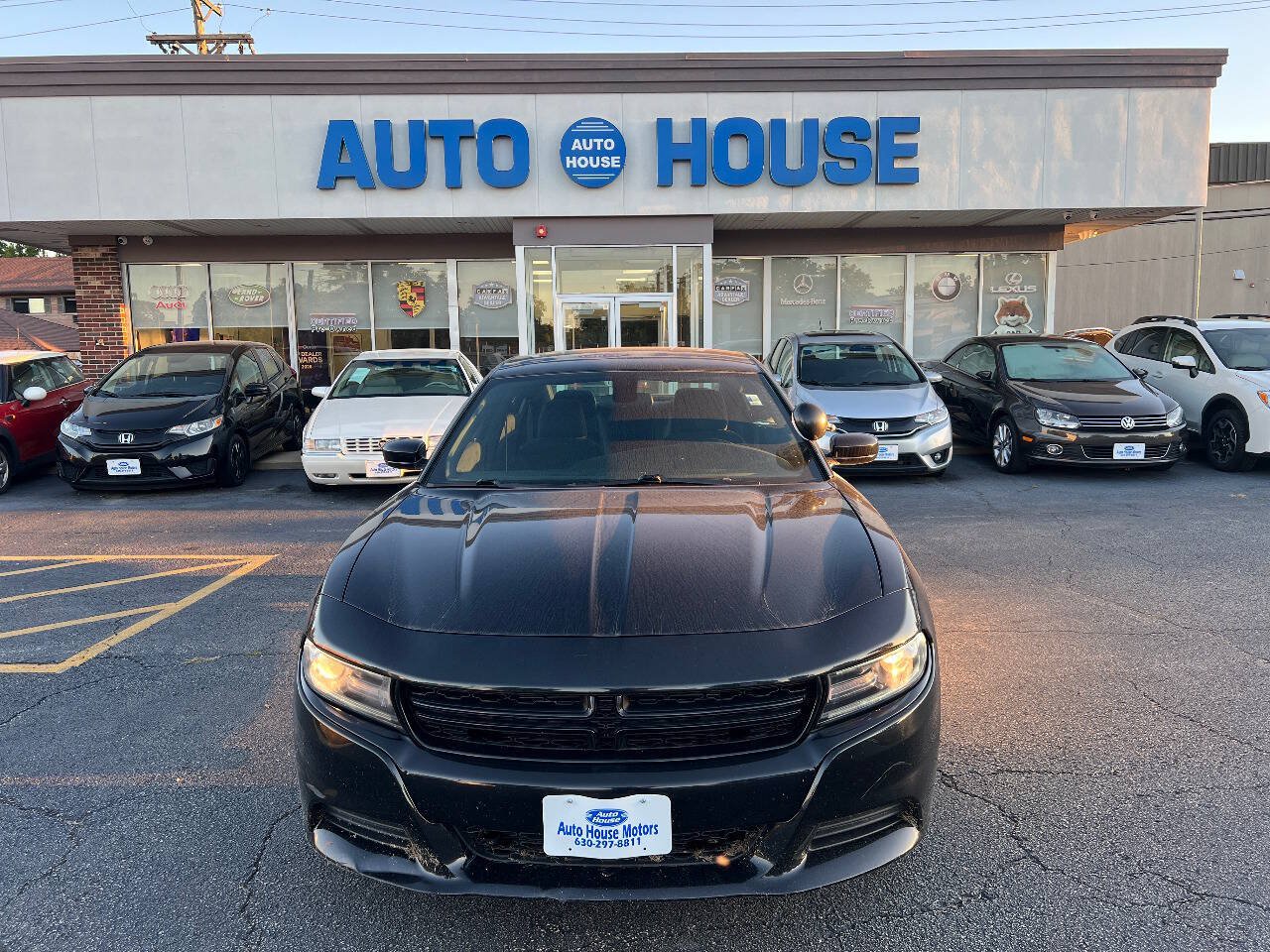 Used 2019 Dodge Charger Police RWD image 2