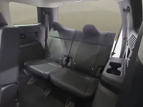 Used 2025 Hyundai Santa Fe SEL AWD/4WD image 16
