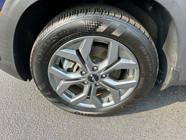 Used 2024 Kia Seltos S AWD/4WD image 8