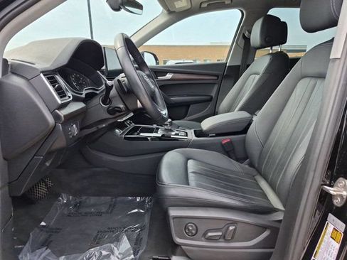 Certified 2023 Audi Q5 2.0T Premium w/ Convenience Package AWD/4WD image 9