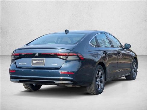 New 2025 Honda Accord EX-L image 2