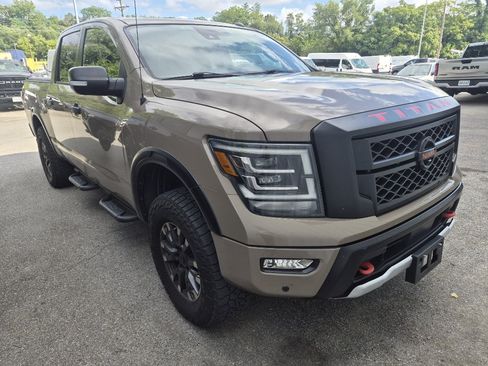 Used 2021 Nissan Titan PRO-4X w/ Pro-4x Convenience Package AWD/4WD image 1