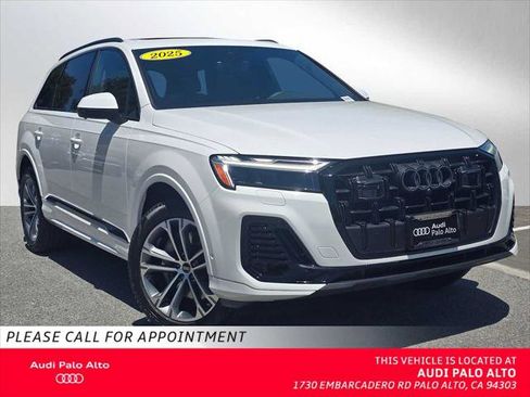 Used 2025 Audi Q7 2.0T Premium w/ Convenience Plus Package AWD/4WD image 1