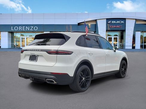 Used 2020 Porsche Cayenne AWD/4WD image 5