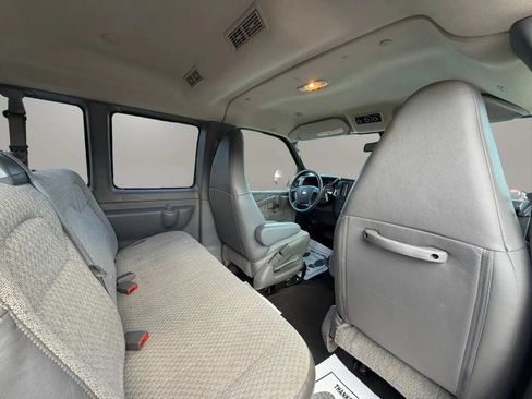 Used 2020 Chevrolet Express 3500 LT w/ LT Preferred Equipment Group RWD image 19