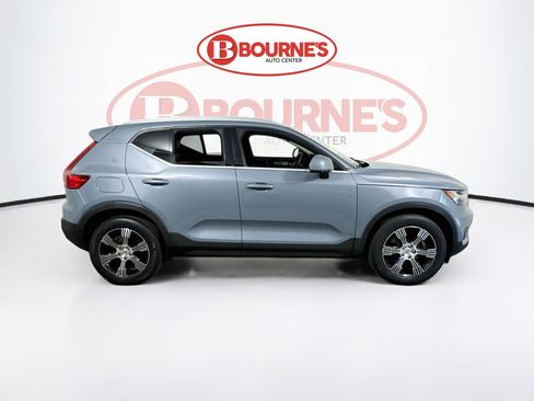 Used 2021 Volvo XC40 T5 Inscription w/ Protection Package Premier AWD/4WD image 12