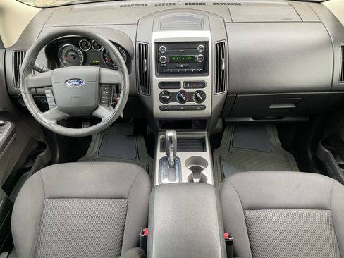 Used 2010 Ford Edge SE image 20