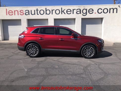 Used 2019 Lincoln Nautilus Reserve image 1