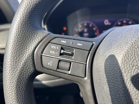 Used 2023 Honda Accord EX image 20