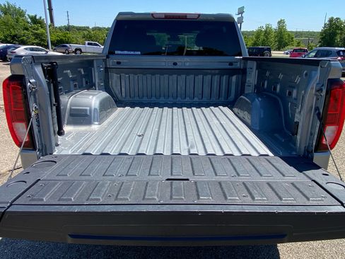Used 2023 GMC Sierra 1500 Elevation AWD/4WD image 17