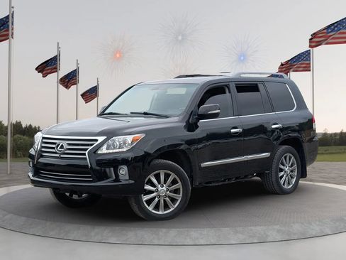 Used 2014 Lexus LX 570 4WD image 3