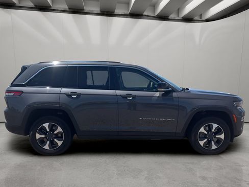 Used 2022 Jeep Grand Cherokee Limited 4xe AWD/4WD image 6