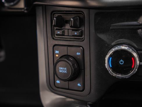 Certified 2023 Ford F150 Lariat w/ Equipment Group 502A High image 32