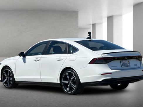 Used 2024 Honda Accord Sport image 6