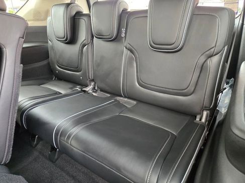 New 2026 INFINITI QX80 Luxe RWD image 18
