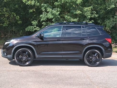 Used 2019 Honda Passport Elite image 2