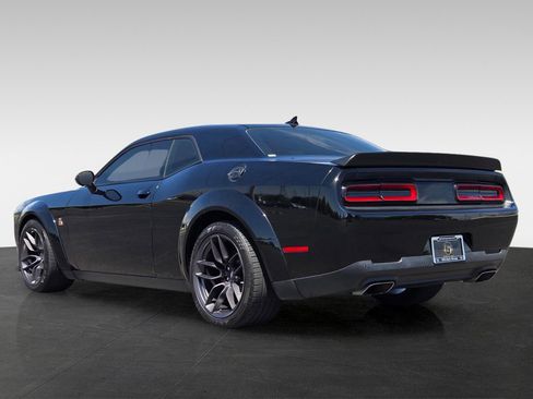 Used 2019 Dodge Challenger R/T Scat Pack RWD image 6