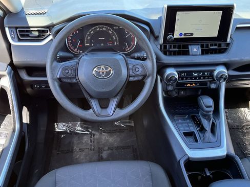 Used 2025 Toyota RAV4 XLE image 10
