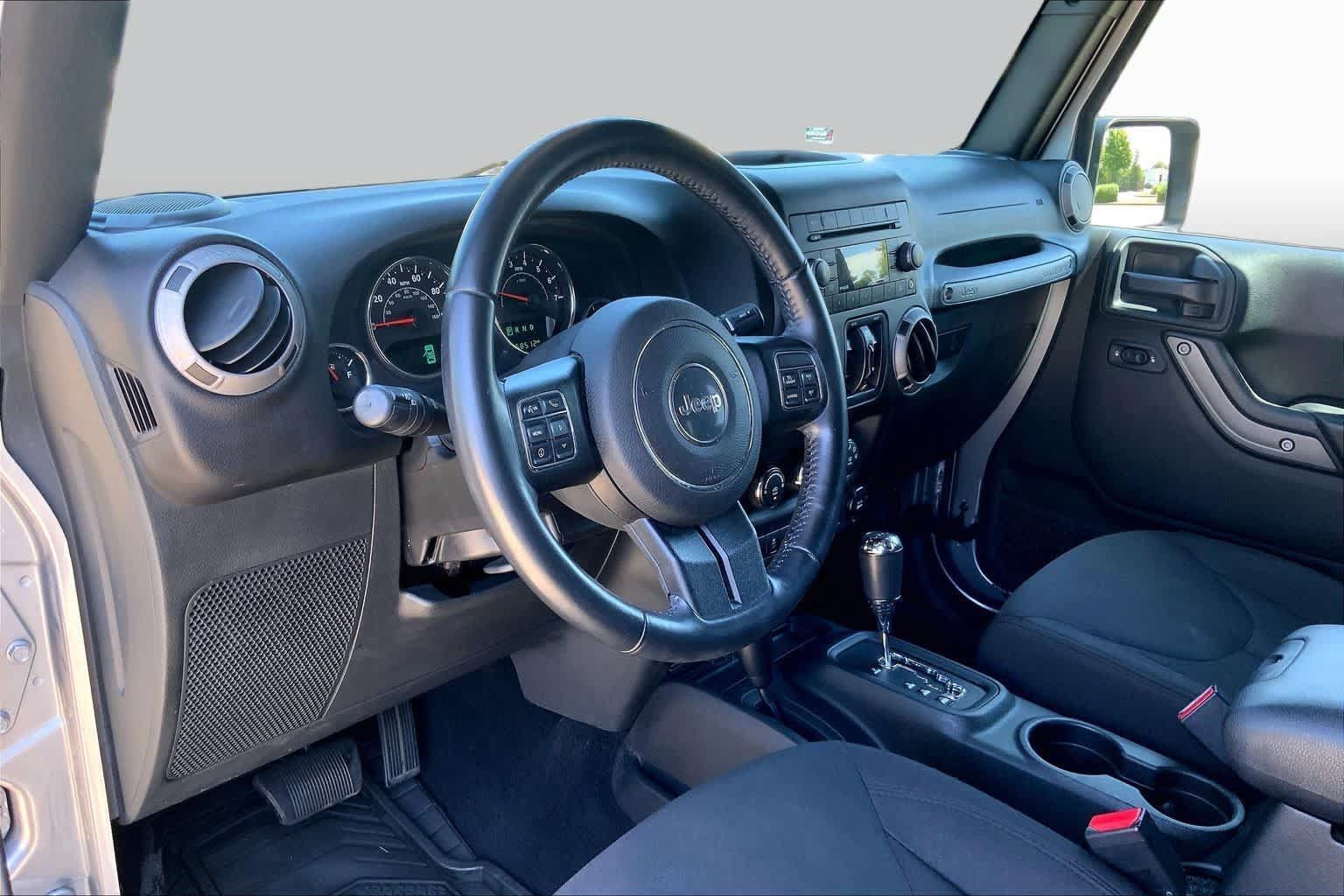 Used 2017 Jeep Wrangler Unlimited Sport w/ Quick Order Package 24S AWD/4WD image 17