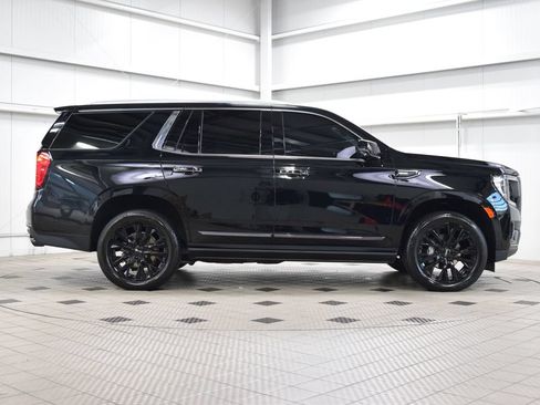 Used 2024 GMC Yukon Denali Ultimate AWD/4WD image 9