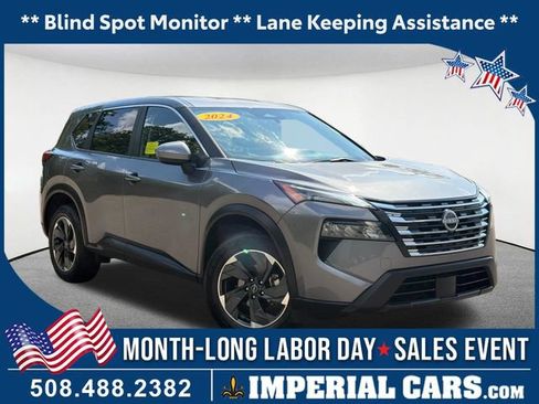 Used 2024 Nissan Rogue SV FWD image 1