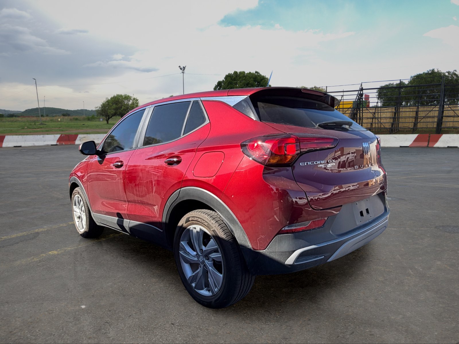 Used 2024 Buick Encore GX Preferred FWD image 4