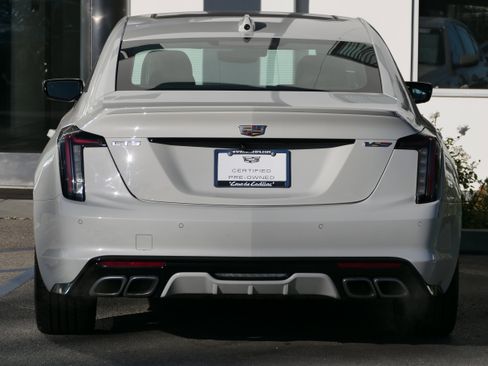 Certified 2023 Cadillac CT5 V w/ Premium Package image 4