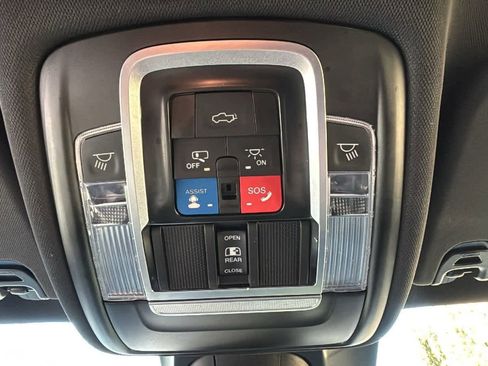 Used 2022 RAM 1500 Limited image 19