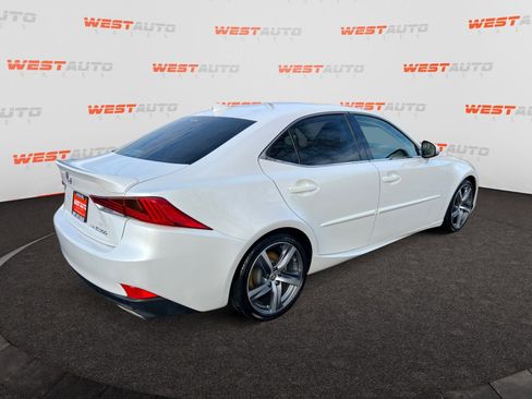 Used 2018 Lexus IS 300 AWD image 5