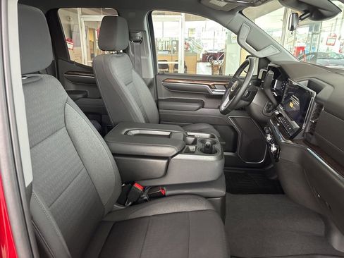 Used 2023 GMC Sierra 1500 Elevation image 30