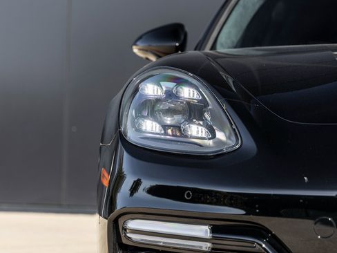 Certified 2023 Porsche Panamera GTS image 16