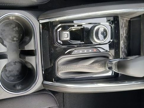 New 2026 GMC Canyon Elevation w/ Convenience Package image 32