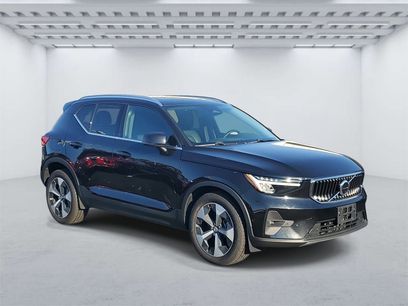 Used 2023 Volvo XC40 B5 Plus w/ Driver Assist Package