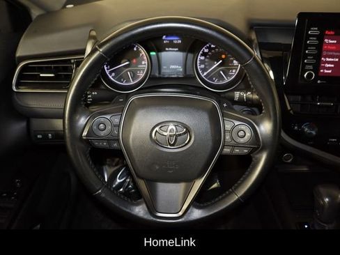 Used 2024 Toyota Camry SE image 7