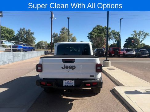 Used 2020 Jeep Gladiator Rubicon AWD/4WD image 6