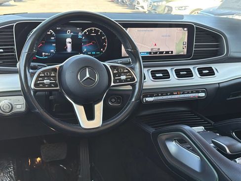 Used 2023 Mercedes-Benz GLS 450 4MATIC image 32