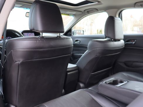 Used 2013 Acura ILX w/ Technology Package image 13