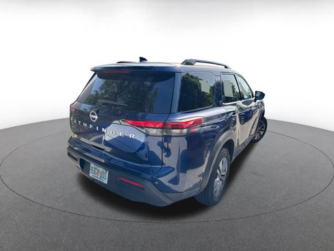 Used 2025 Nissan Pathfinder SV FWD image 7