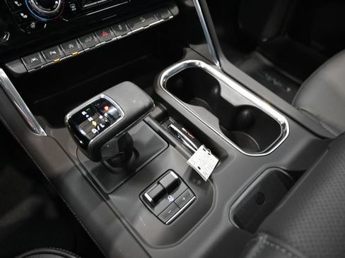 New 2026 GMC Sierra 1500 Denali AWD/4WD image 24