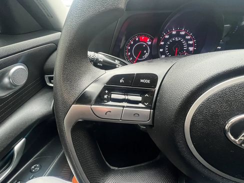 Used 2023 Hyundai Elantra SEL FWD image 18