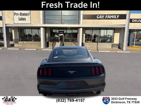 Used 2017 Ford Mustang Coupe RWD image 8