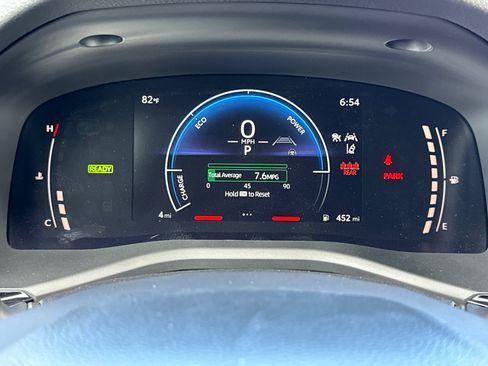 New 2026 Toyota Camry LE FWD image 32