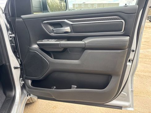 New 2026 RAM 1500 4x4 Crew Cab image 31