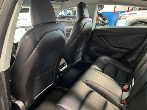 Used 2020 Tesla Model 3 Long Range AWD/4WD image 17