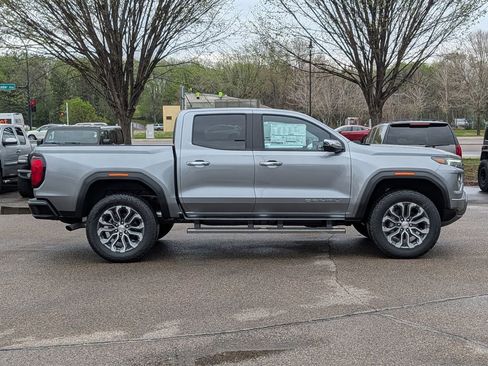 New 2026 GMC Canyon Denali AWD/4WD image 17