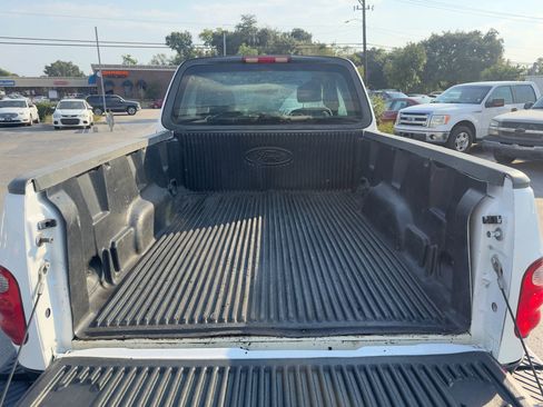 Used 2003 Ford F150 XLT image 11