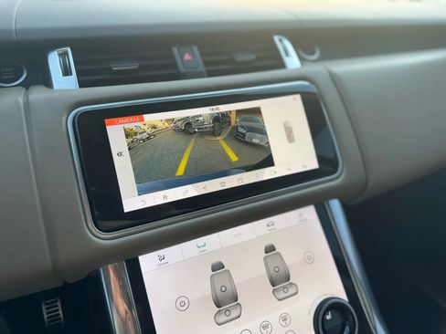 Used 2020 Land Rover Range Rover Sport HSE Dynamic image 39