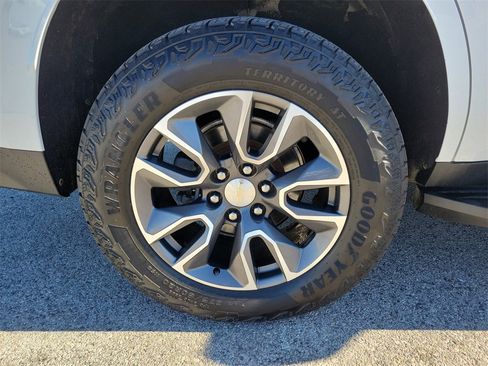 Used 2021 Chevrolet Tahoe LS image 5