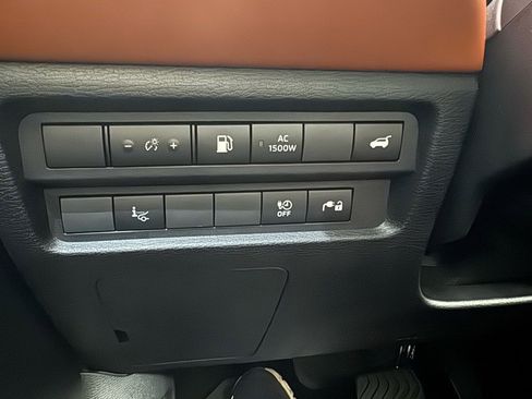 New 2025 Mitsubishi Outlander SEL image 25